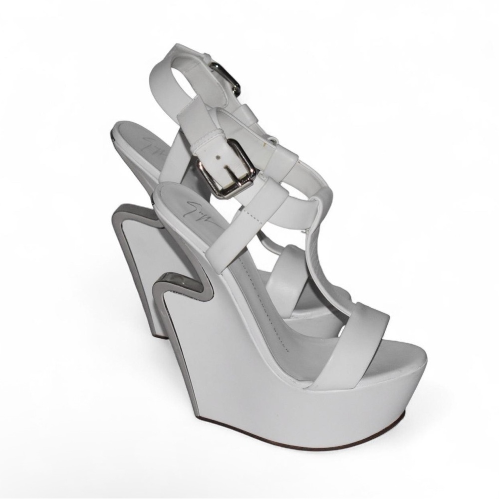 SOLD:RARE Giuseppe Zanotti Jee heels